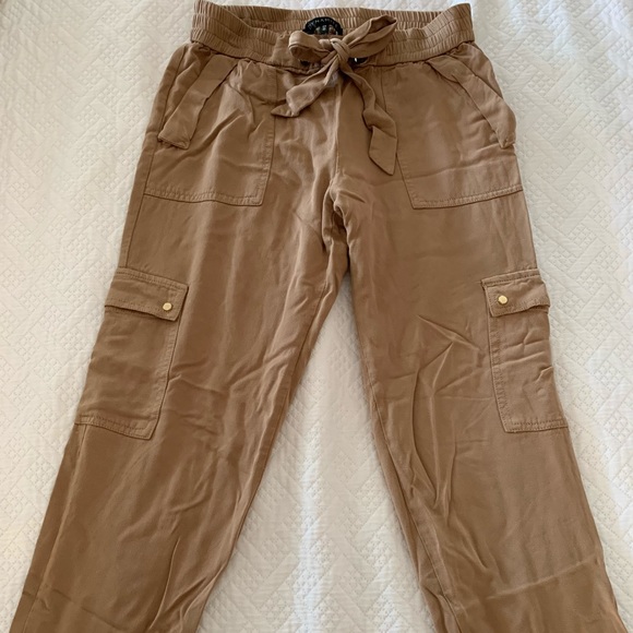 Dynamite Pants - Dynamite cropped cargo pants